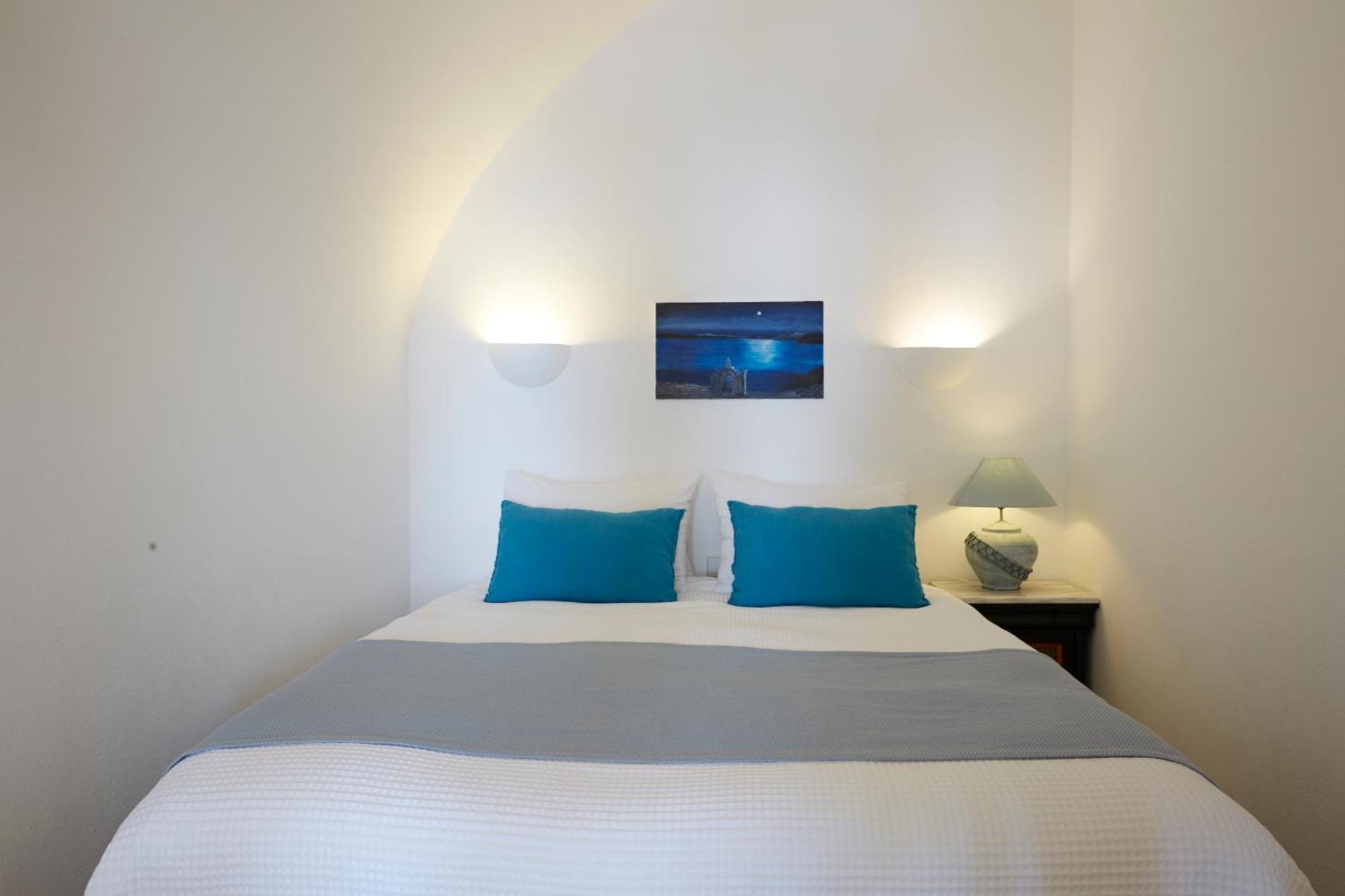 Atrina Canava 1894 Oia  Room photo