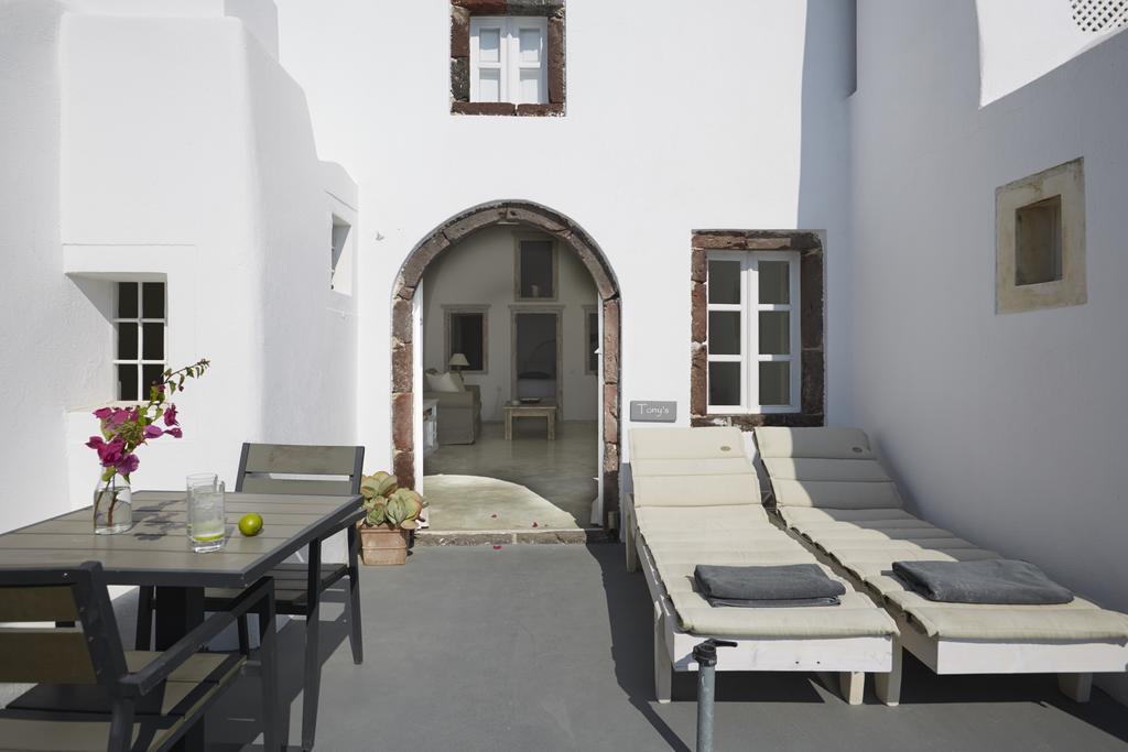 Atrina Canava 1894 Oia  Room photo